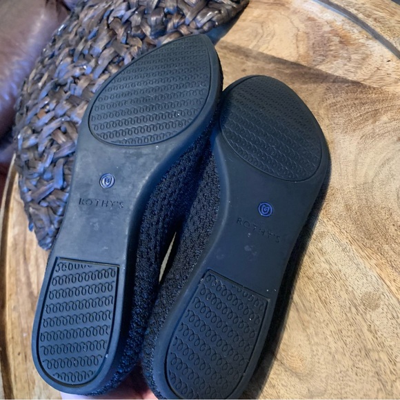 Rothy’s honeycomb pointed toe slip ons ( Retired) - Picture 6 of 13